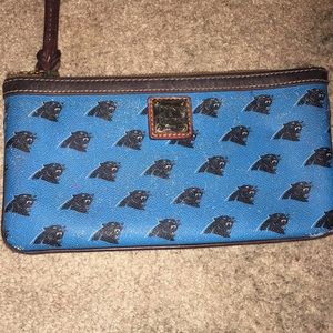 Dooney & bourke wrislet